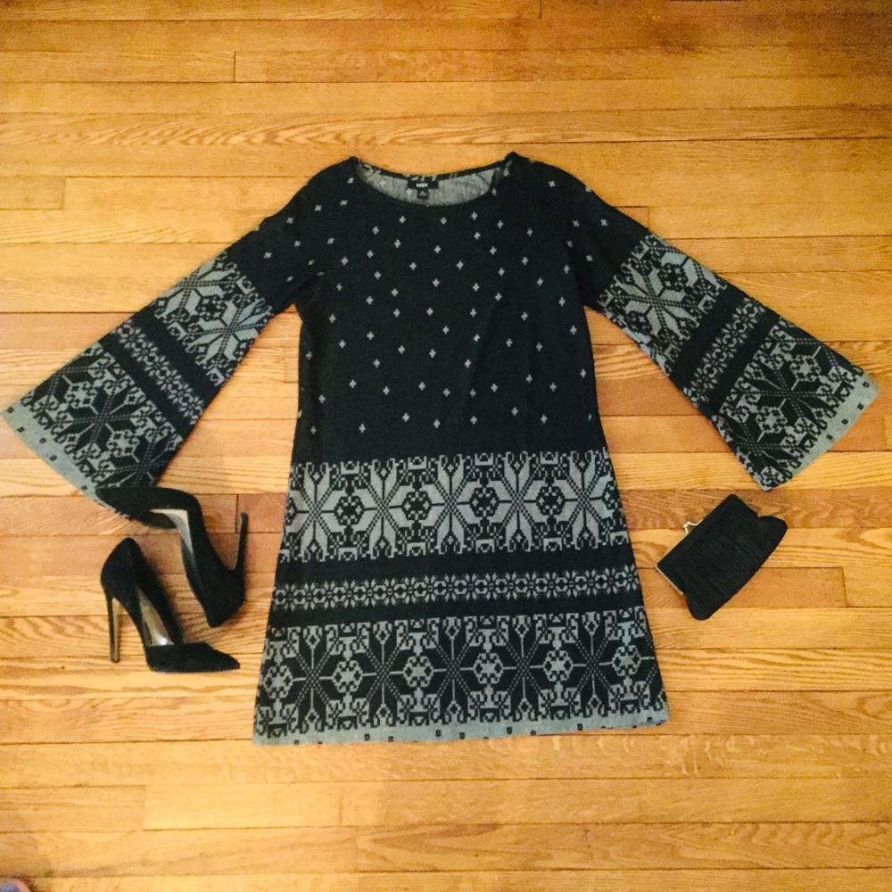 MSK Bell Sleeve Tunic Dress in Black & Gray Size L